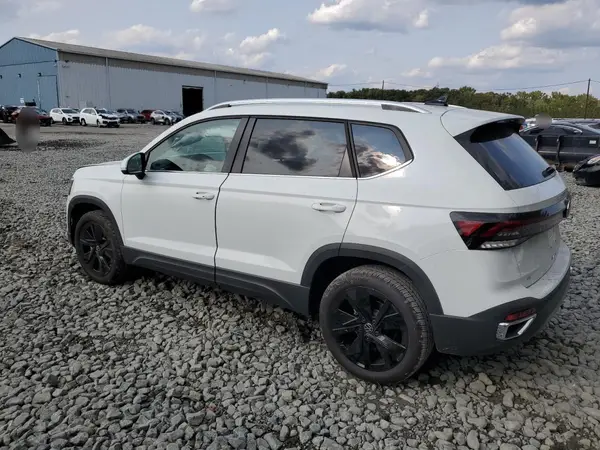 3VVEC7B21SM066739 2025 VOLKSWAGEN TAOS - Image 2