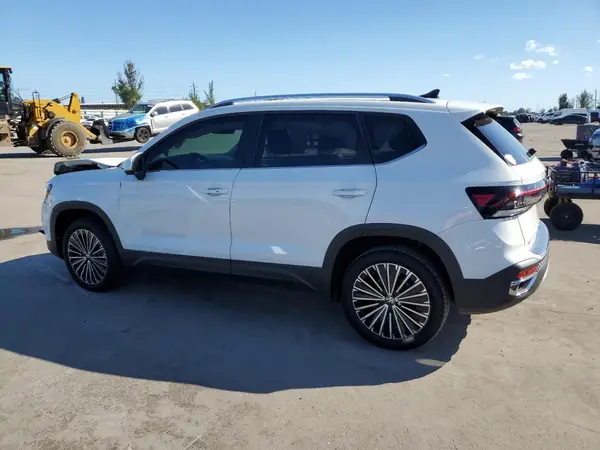 3VVEC7B22SM051053 2025 VOLKSWAGEN TAOS - Image 2