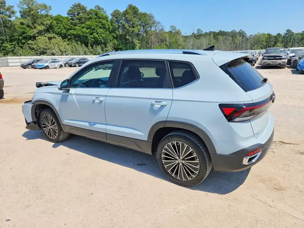 3VVEC7B22SM056429 2025 VOLKSWAGEN TAOS - Image 2
