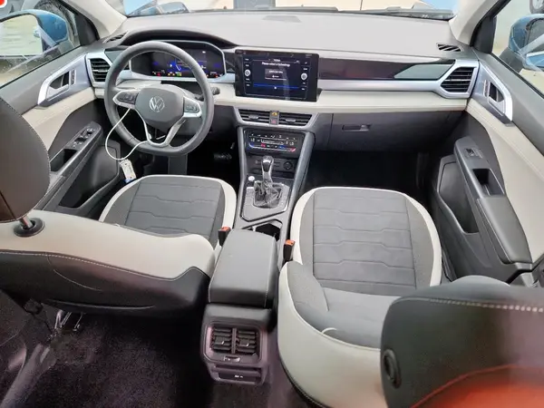 3VVEC7B24SM031306 2025 VOLKSWAGEN TAOS - Image 8