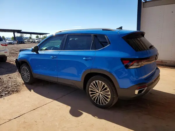 3VVEC7B26SM009470 2025 VOLKSWAGEN TAOS - Image 2