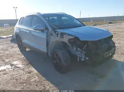 3VVEC7B27SM047001 2025 VOLKSWAGEN TAOS