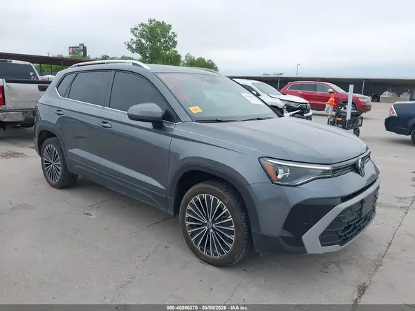 3VVEC7B28SM046486 2025 VOLKSWAGEN TAOS - Image 1