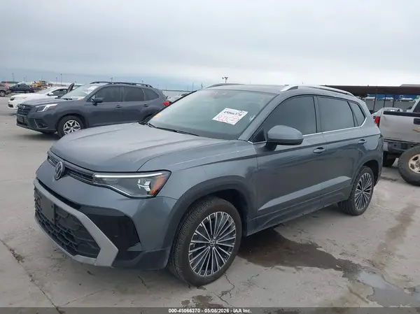3VVEC7B28SM046486 2025 VOLKSWAGEN TAOS - Image 2