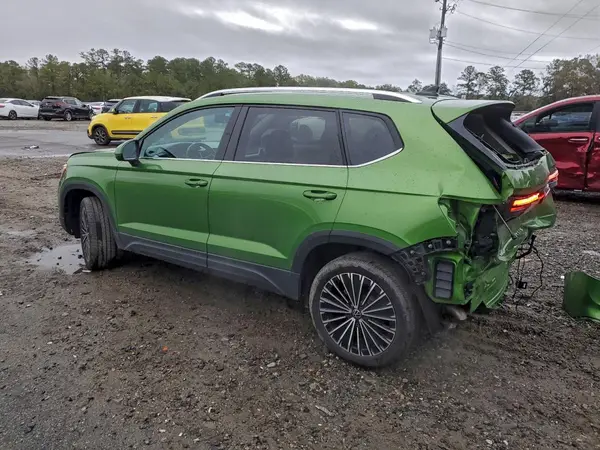 3VVEC7B2XSM032833 2025 VOLKSWAGEN TAOS - Image 2