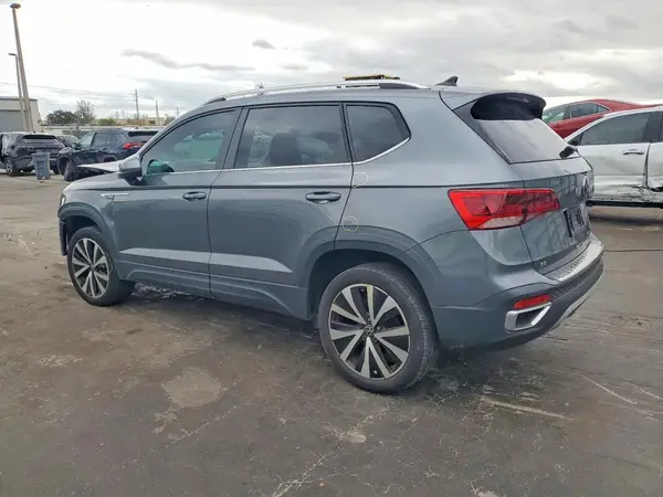 3VVEX7B20PM314247 2023 VOLKSWAGEN TAOS - Image 2