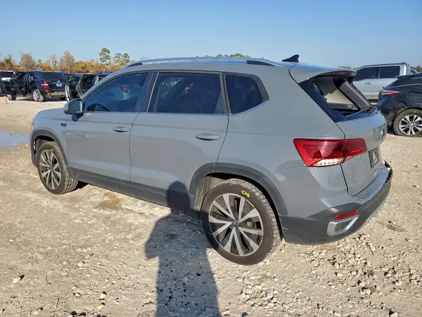 3VVEX7B20PM369068 2023 VOLKSWAGEN TAOS - Image 2