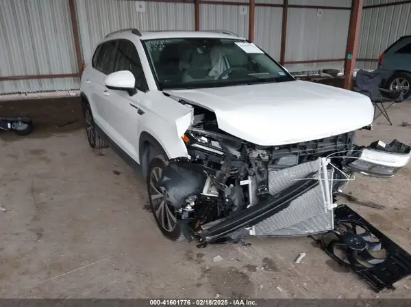 3VVEX7B20RM002688 2024 VOLKSWAGEN TAOS - Image 1