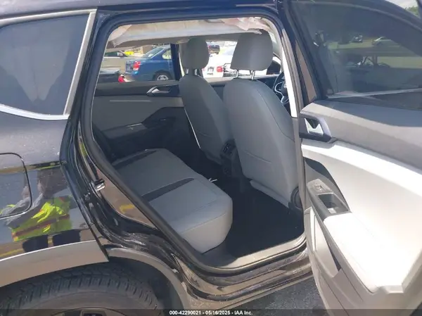 3VVEX7B20RM047467 2024 VOLKSWAGEN TAOS - Image 8