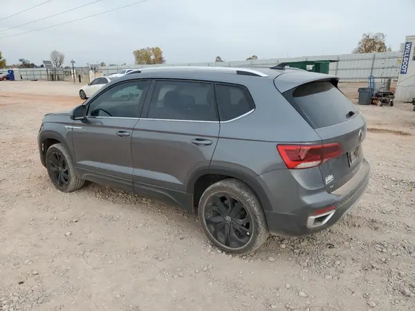 3VVEX7B20RM125424 2024 VOLKSWAGEN TAOS - Image 2
