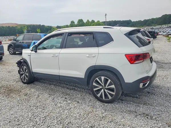 3VVEX7B21RM064391 2024 VOLKSWAGEN TAOS - Image 2