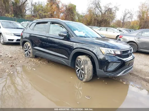 3VVEX7B21RM098363 2024 VOLKSWAGEN TAOS - Image 1