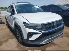 3VVEX7B21RM104033 2024 VOLKSWAGEN TAOS