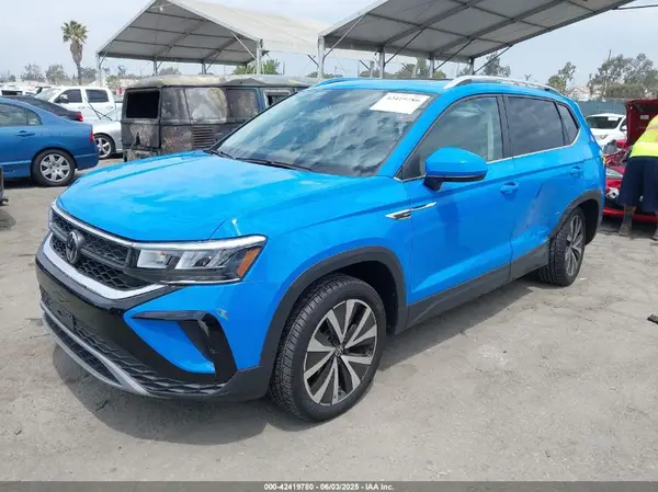 3VVEX7B22RM000201 2024 VOLKSWAGEN TAOS - Image 2