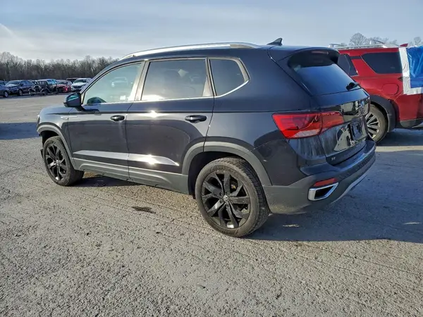 3VVEX7B22RM013739 2024 VOLKSWAGEN TAOS - Image 2