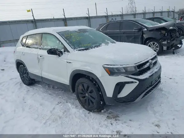 3VVEX7B22RM027625 2024 VOLKSWAGEN TAOS - Image 1