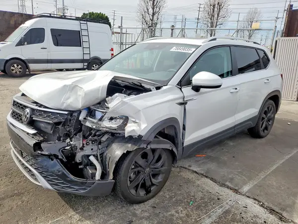3VVEX7B22RM049561 2024 VOLKSWAGEN TAOS - Image 1
