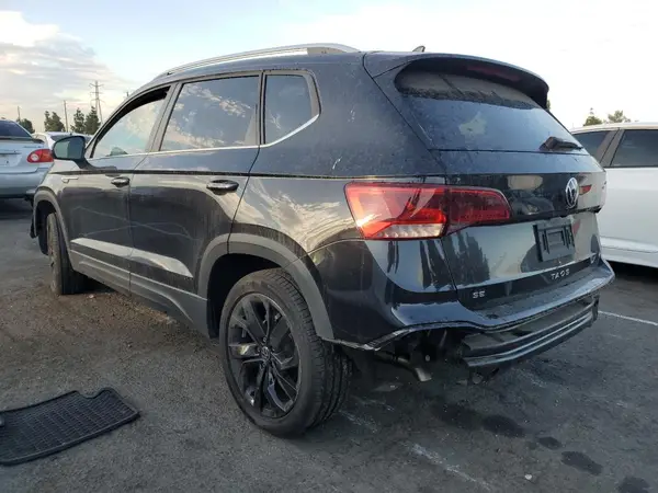 3VVEX7B23PM316915 2023 VOLKSWAGEN TAOS - Image 2