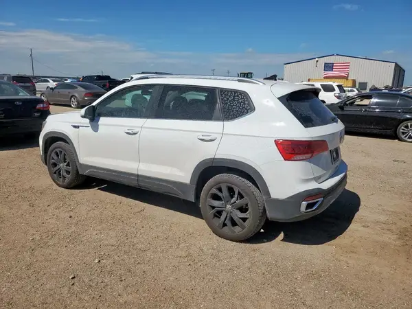 3VVEX7B23PM322018 2023 VOLKSWAGEN TAOS - Image 2