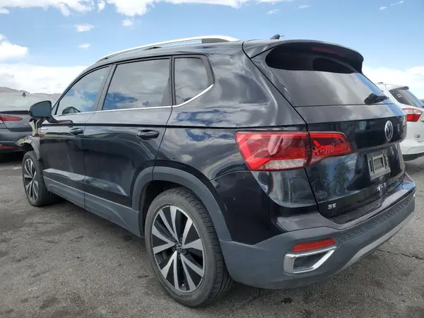 3VVEX7B23PM324836 2023 VOLKSWAGEN TAOS - Image 2