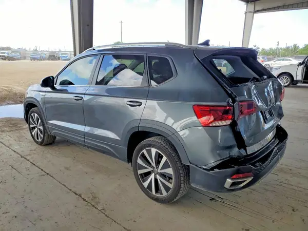 3VVEX7B23PM341071 2023 VOLKSWAGEN TAOS - Image 2