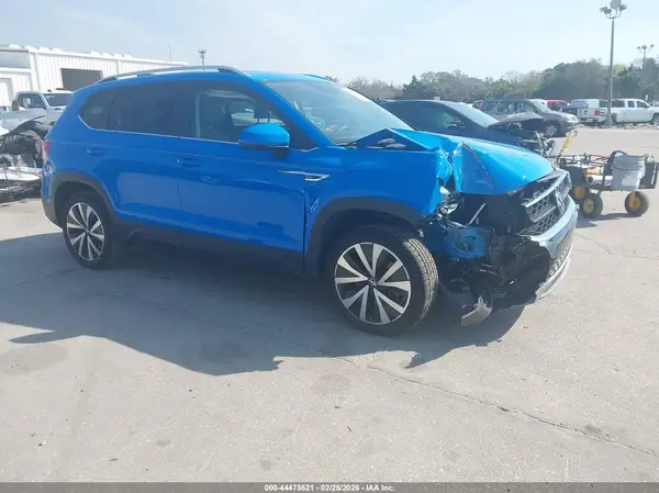 3VVEX7B24PM368618 2023 VOLKSWAGEN TAOS - Image 1
