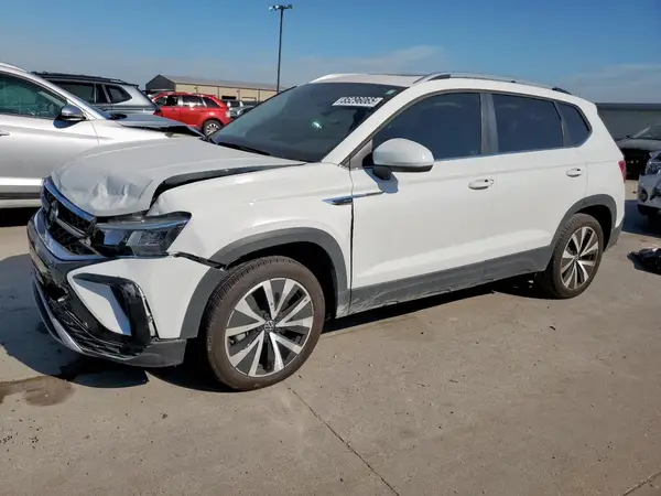3VVEX7B24RM065972 2024 VOLKSWAGEN TAOS - Image 1