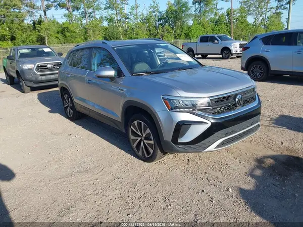 3VVEX7B24RM124633 2024 VOLKSWAGEN TAOS - Image 1
