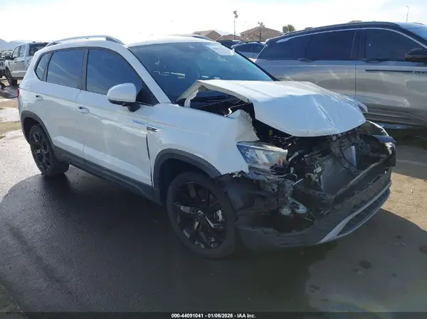 3VVEX7B25PM332159 2023 VOLKSWAGEN TAOS - Image 1