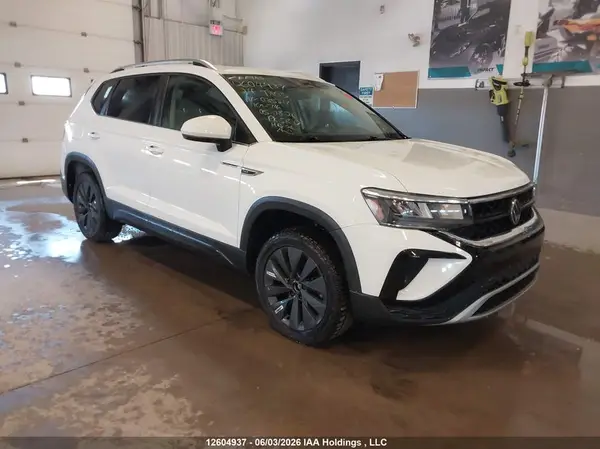 3VVEX7B25RM035217 2024 VOLKSWAGEN TAOS - Image 1