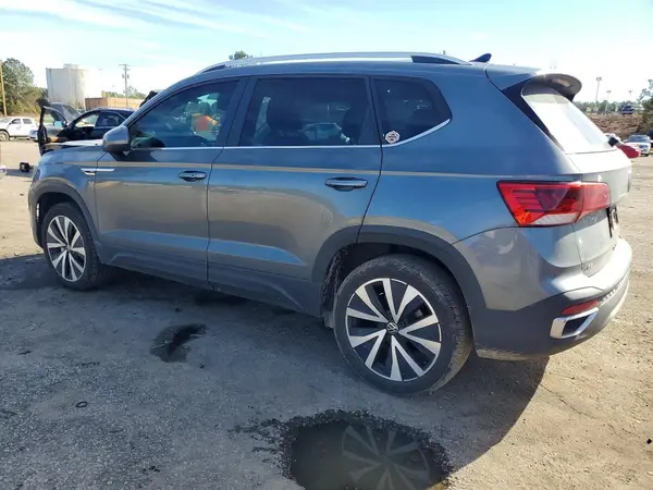 3VVEX7B26PM317153 2023 VOLKSWAGEN TAOS - Image 2
