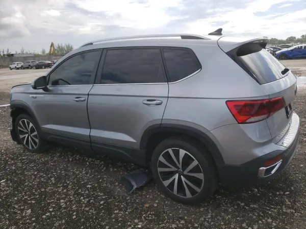 3VVEX7B26PM357104 2023 VOLKSWAGEN TAOS - Image 2
