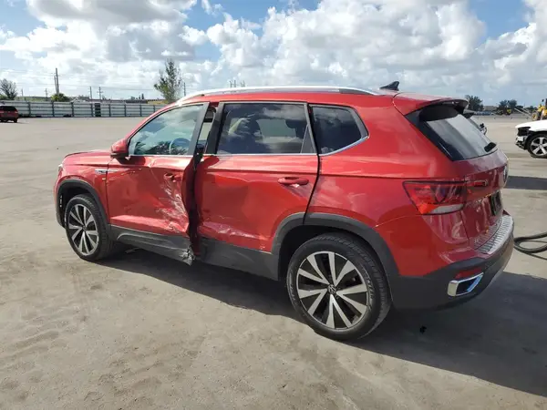 3VVEX7B26PM371682 2023 VOLKSWAGEN TAOS - Image 2