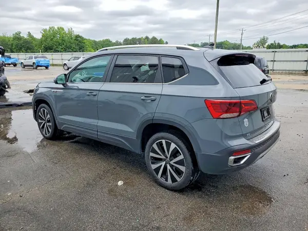 3VVEX7B26PM380205 2023 VOLKSWAGEN TAOS - Image 2
