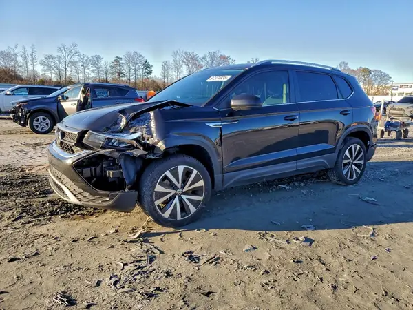 3VVEX7B26RM004171 2024 VOLKSWAGEN TAOS - Image 1