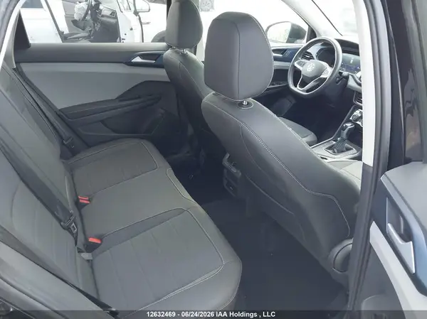 3VVEX7B26RM024016 2024 VOLKSWAGEN TAOS - Image 8