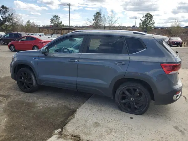 3VVEX7B27PM345317 2023 VOLKSWAGEN TAOS - Image 2