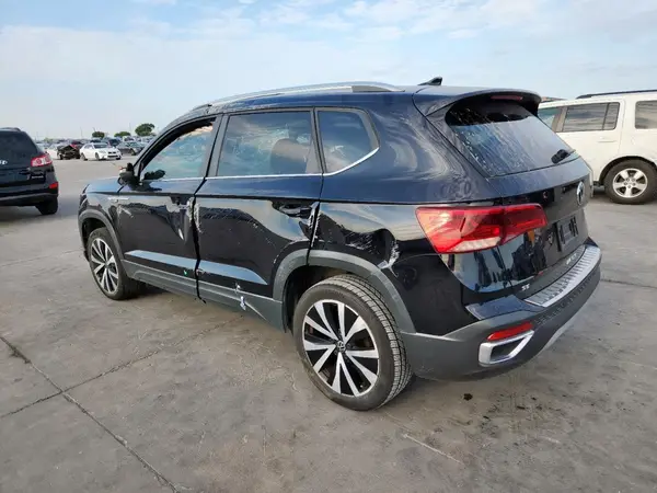 3VVEX7B27PM363154 2023 VOLKSWAGEN TAOS - Image 2