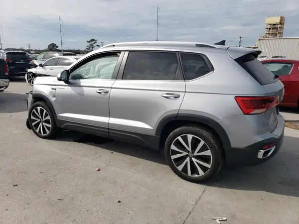 3VVEX7B27PM374056 2023 VOLKSWAGEN TAOS - Image 2