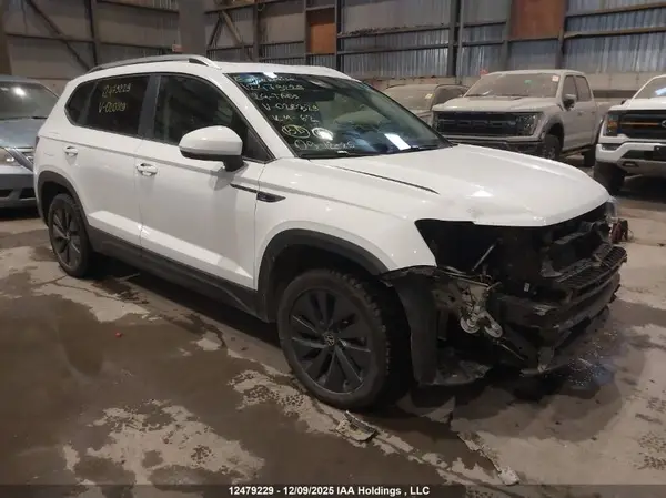 3VVEX7B27RM020329 2024 VOLKSWAGEN TAOS - Image 1