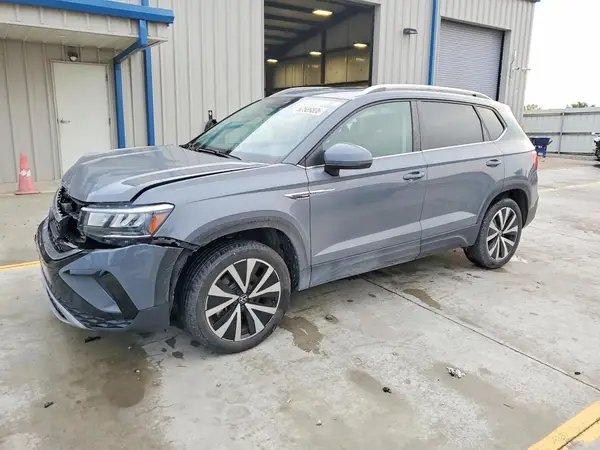 3VVEX7B27RM052035 2024 VOLKSWAGEN TAOS - Image 1
