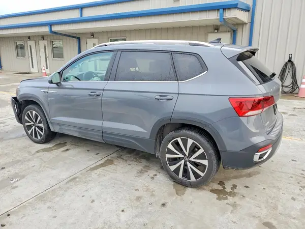 3VVEX7B27RM052035 2024 VOLKSWAGEN TAOS - Image 2