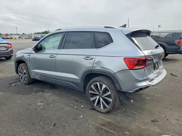 3VVEX7B27RM101282 2024 VOLKSWAGEN TAOS - Image 2