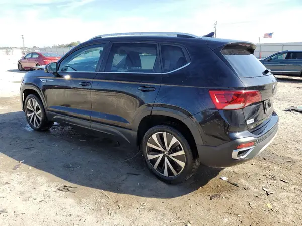 3VVEX7B28PM326548 2023 VOLKSWAGEN TAOS - Image 2
