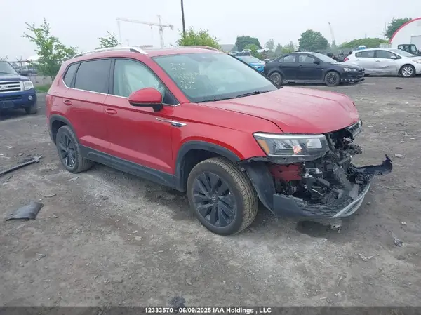 3VVEX7B28RM039214 2024 VOLKSWAGEN TAOS - Image 1