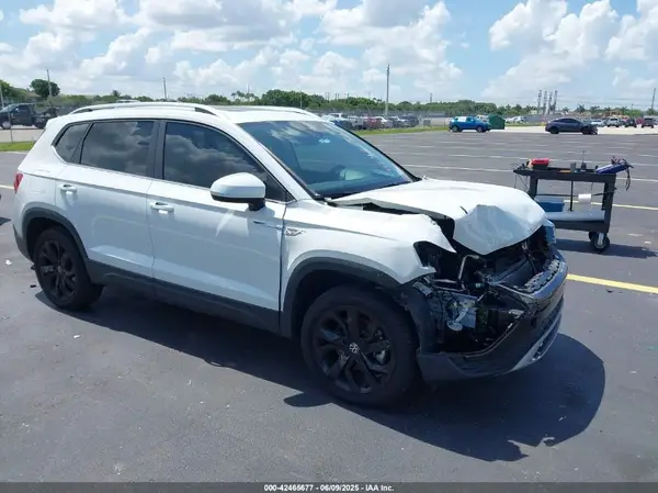 3VVEX7B28RM056904 2024 VOLKSWAGEN TAOS - Image 1