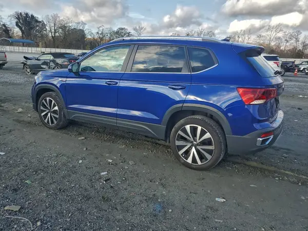 3VVEX7B28RM122108 2024 VOLKSWAGEN TAOS - Image 2