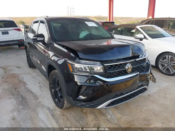 3VVEX7B28RM126837 2024 VOLKSWAGEN TAOS - Image 1