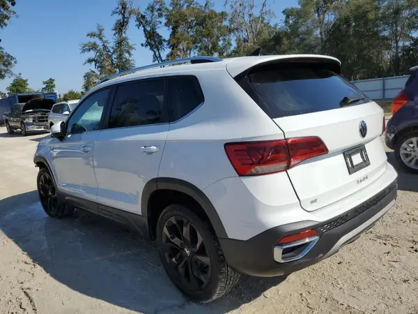 3VVEX7B28RM127079 2024 VOLKSWAGEN TAOS - Image 2