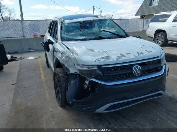 3VVEX7B29PM300606 2023 VOLKSWAGEN TAOS - Image 1